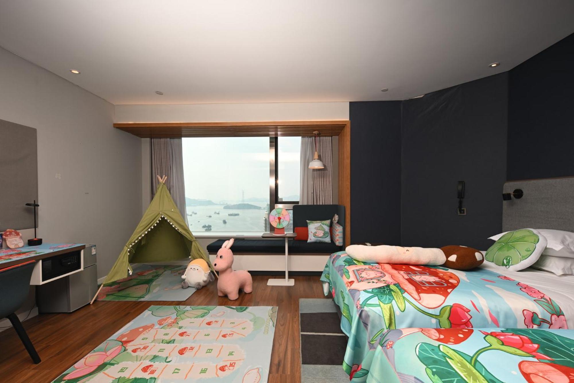 Holiday Inn Express Zhoushan Dinghai By Ihg Exterior foto